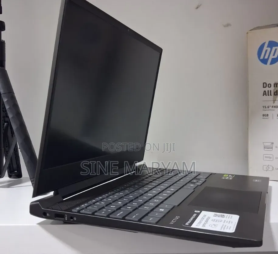 New Laptop HP Victus 15 16GB AMD Ryzen 7 SSD 512GB
