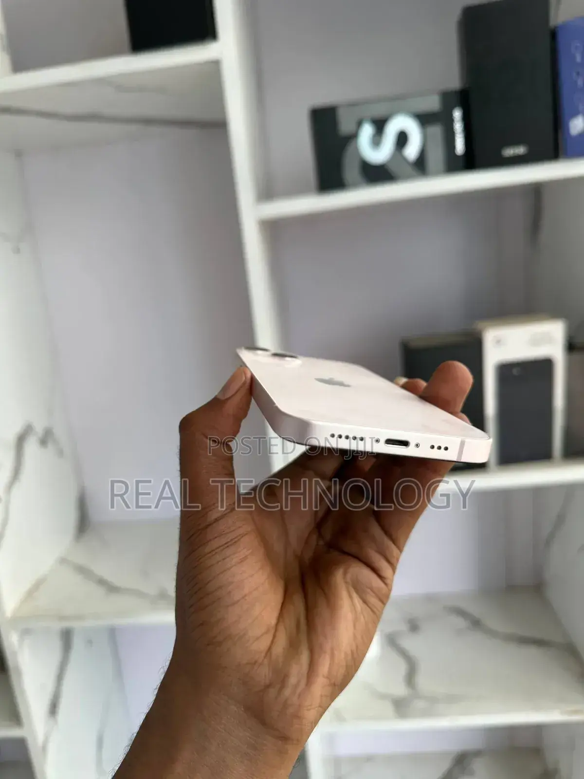 New Apple iPhone 13 128 GB White