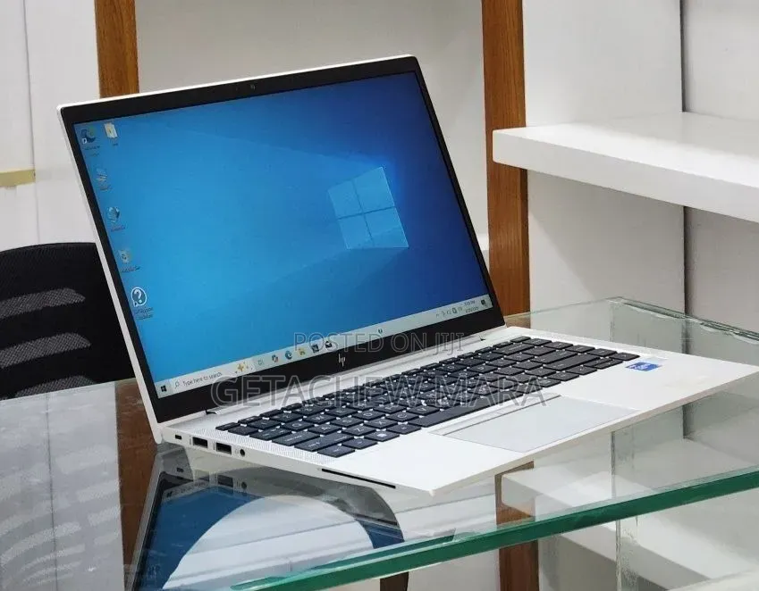New Laptop HP EliteBook 840 G8 16GB Intel Core i5 SSD 512GB