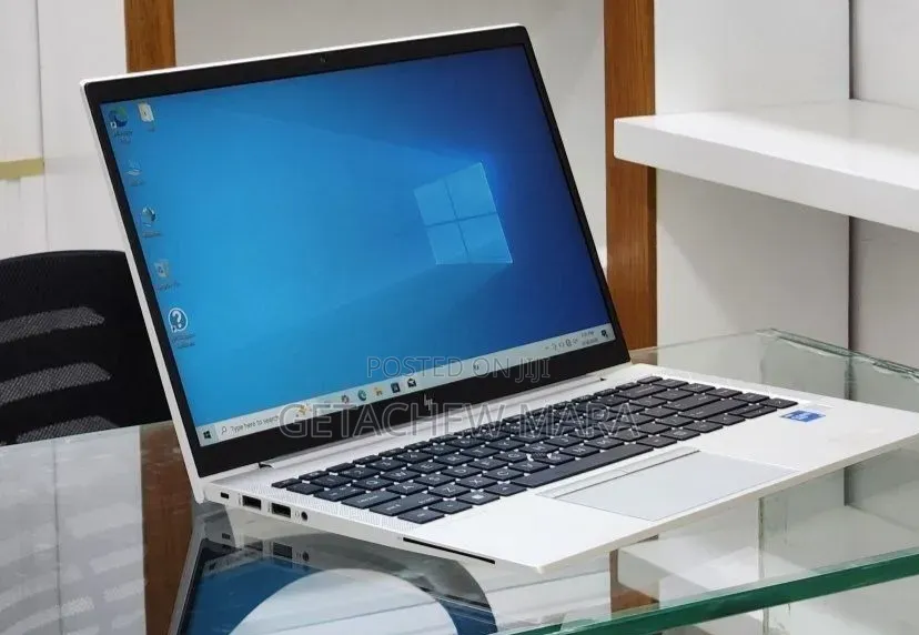 New Laptop HP EliteBook 840 G8 16GB Intel Core i5 SSD 512GB