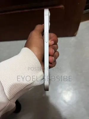 Apple iPhone 13 128 GB White