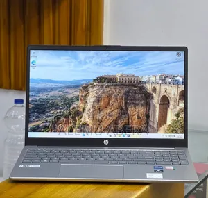 New Laptop HP 16GB Intel Core i7 SSD 512GB