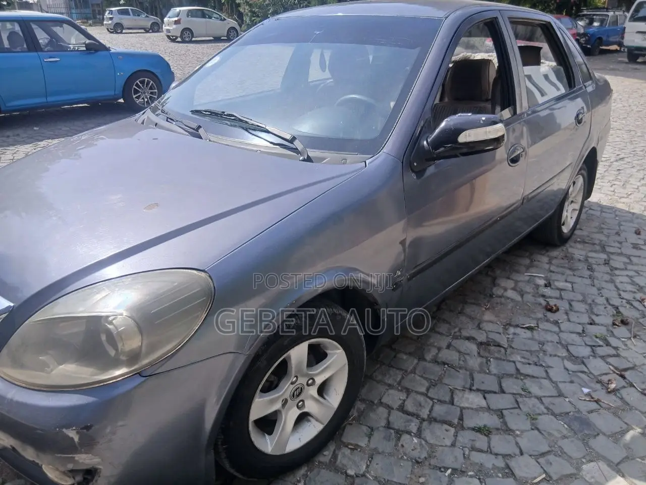Lifan 520 2011 Gray