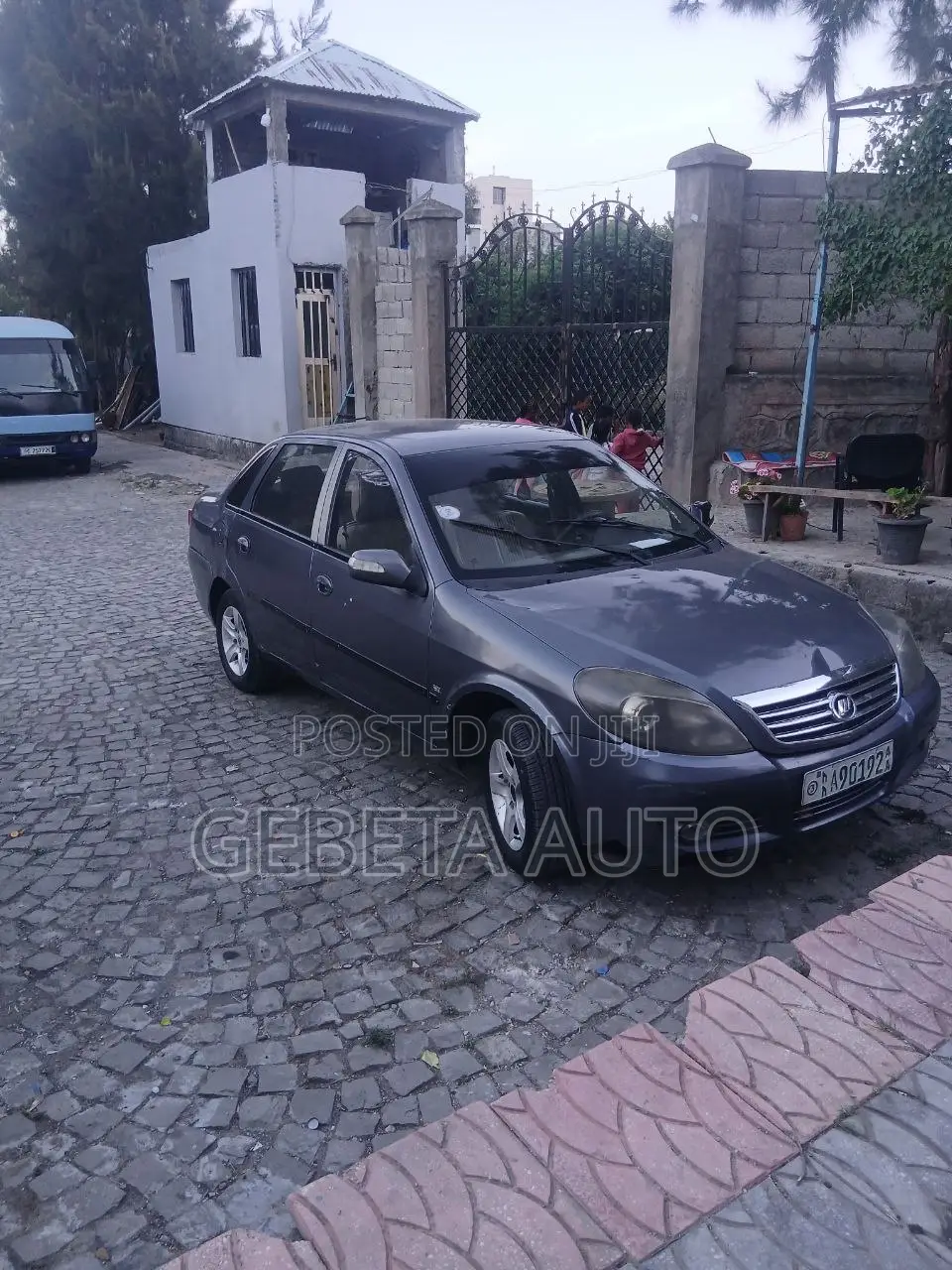 Lifan 520 2011 Gray