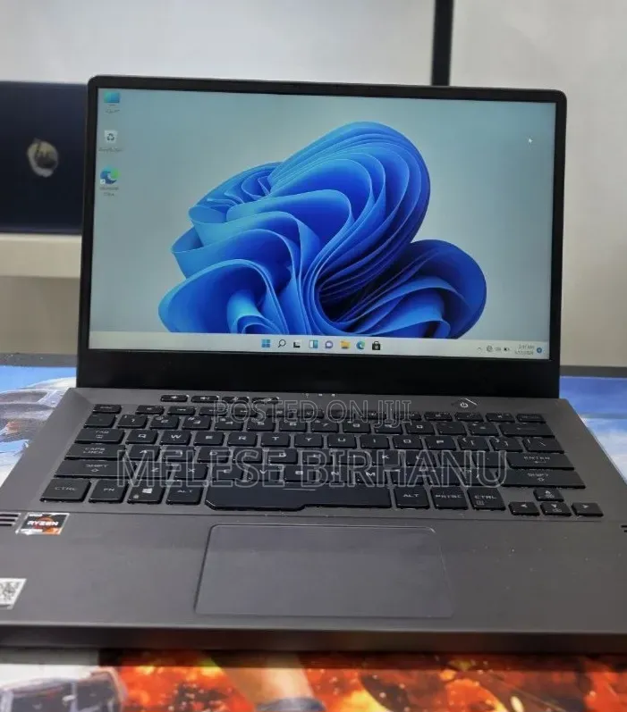 New Laptop Asus ROG Zephyrus G15 16GB AMD Ryzen 7 SSD 512GB