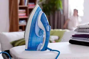 Philips Plus Steam Iron in White and Purple
