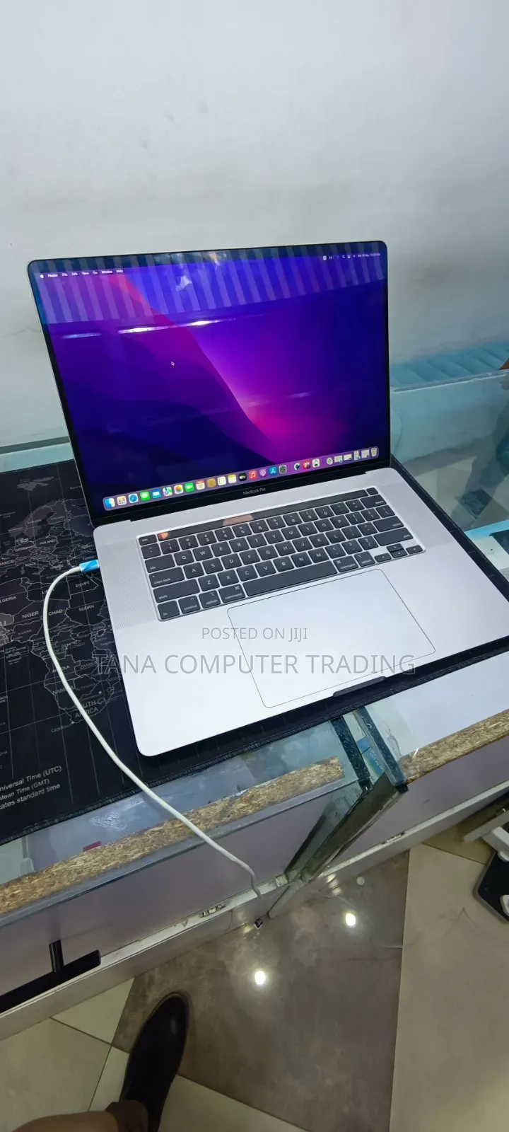 Laptop Apple MacBook Pro 2019 36GB Intel Core i9 SSD 512GB