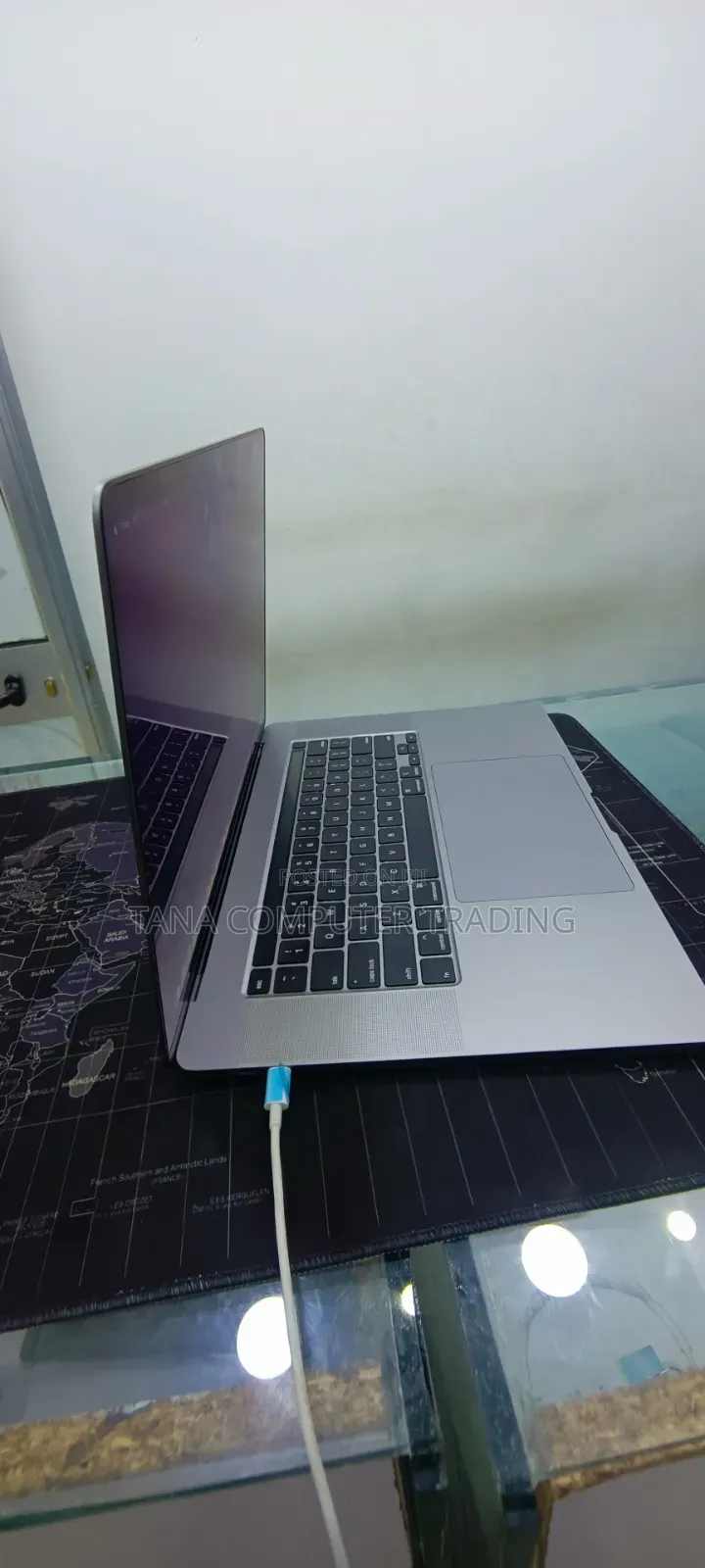 Laptop Apple MacBook Pro 2019 36GB Intel Core i9 SSD 512GB