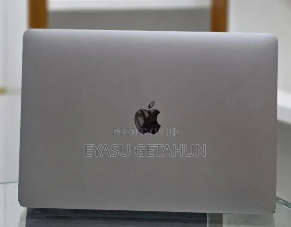 New Laptop Apple MacBook Air 2020 M1 8GB Apple M1 SSD 256GB