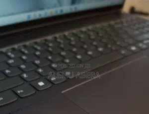 New Laptop Lenovo 16GB Intel Core Ultra 7 SSD 1T