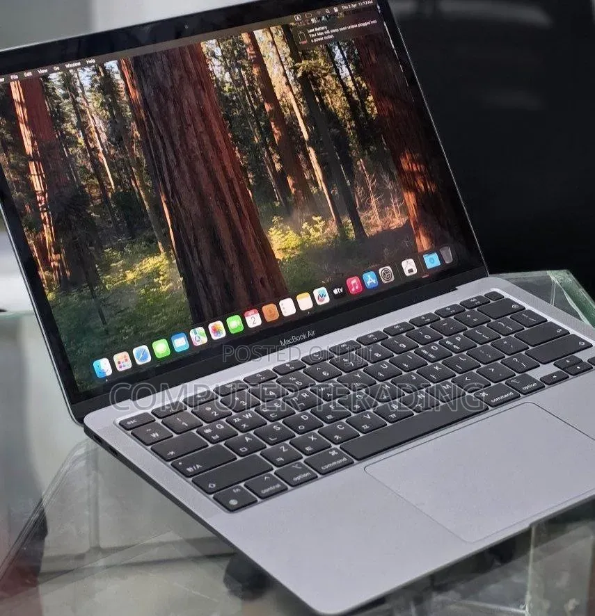 New Laptop Apple MacBook Air 2020 M1 8GB Apple M1 SSD 256GB