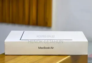 New Laptop Apple MacBook Air 2026 M5 13-inch 16GB Apple M5 SSD 512GB