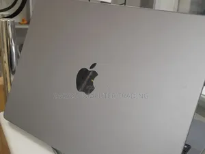 New Laptop Apple MacBook Pro M1 32GB Apple M1 Pro SSD 512GB