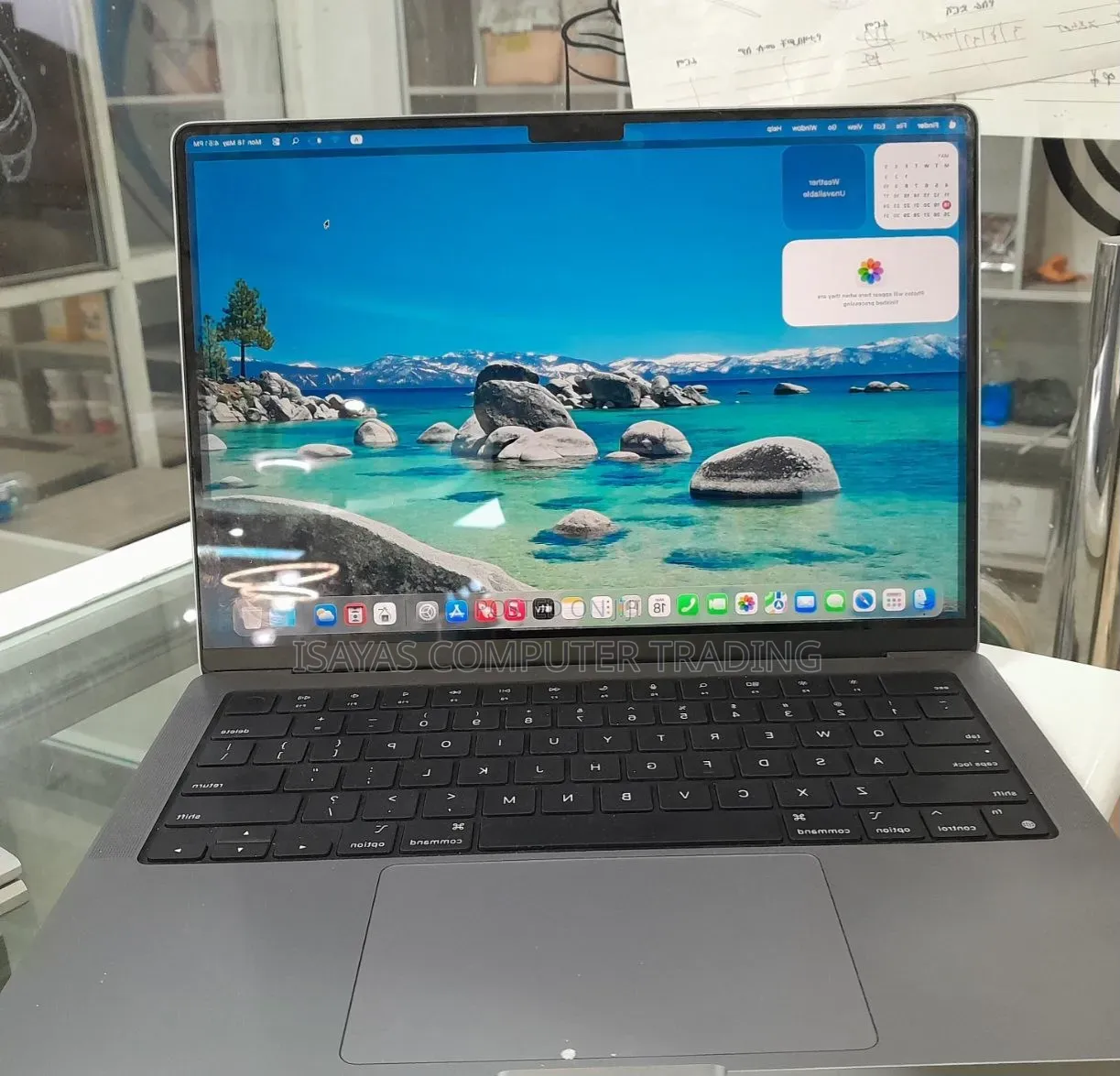 New Laptop Apple MacBook Pro M1 32GB Apple M1 Pro SSD 512GB