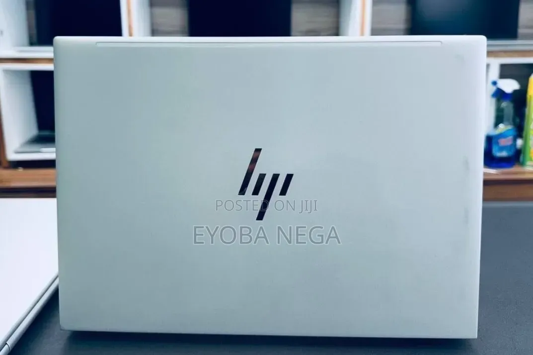 New Laptop HP EliteBook 840 G10 16GB Intel Core i7 SSD 512GB
