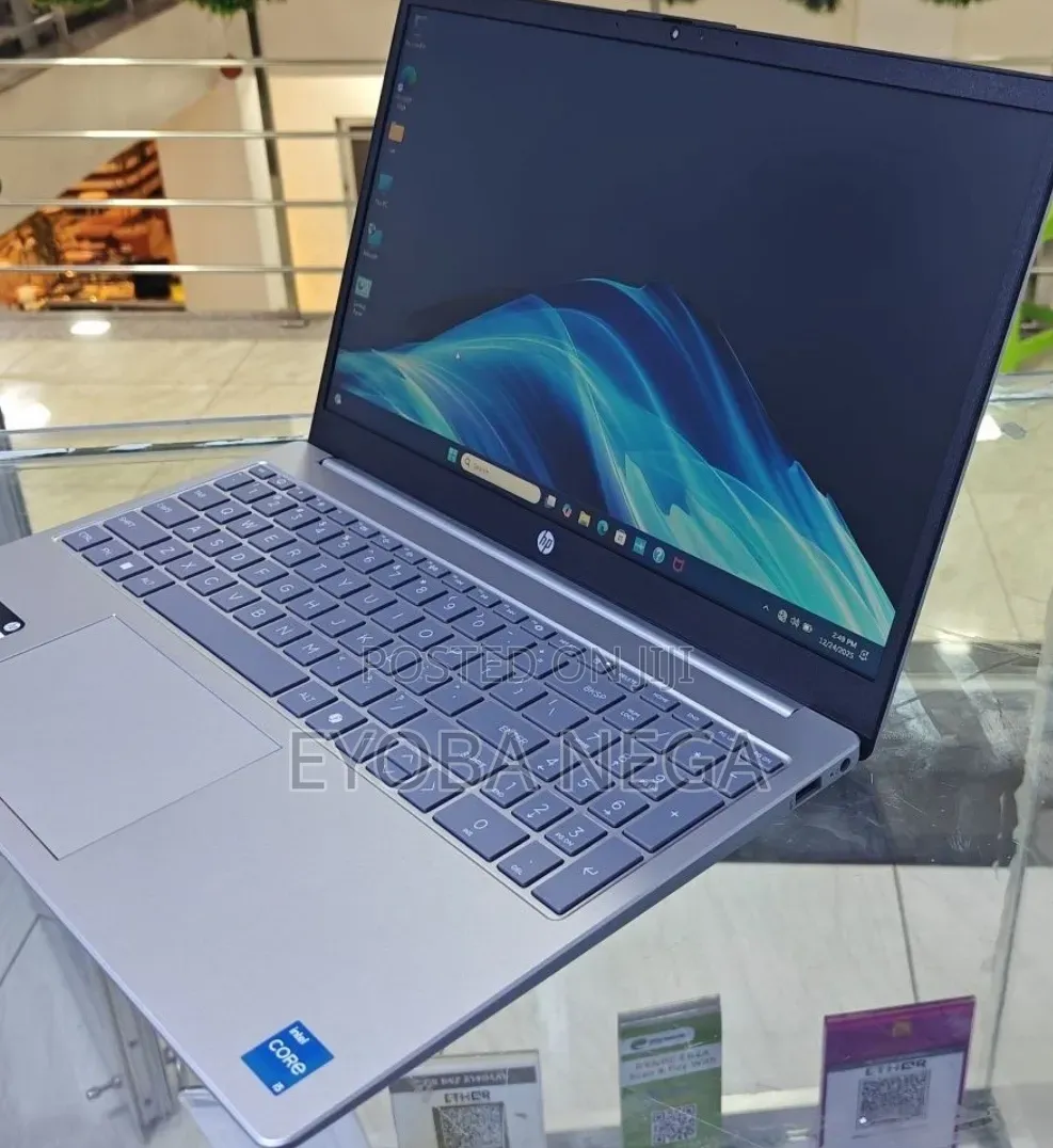 New Laptop HP Stream Notebook 16GB Intel Core i5 SSD 1T