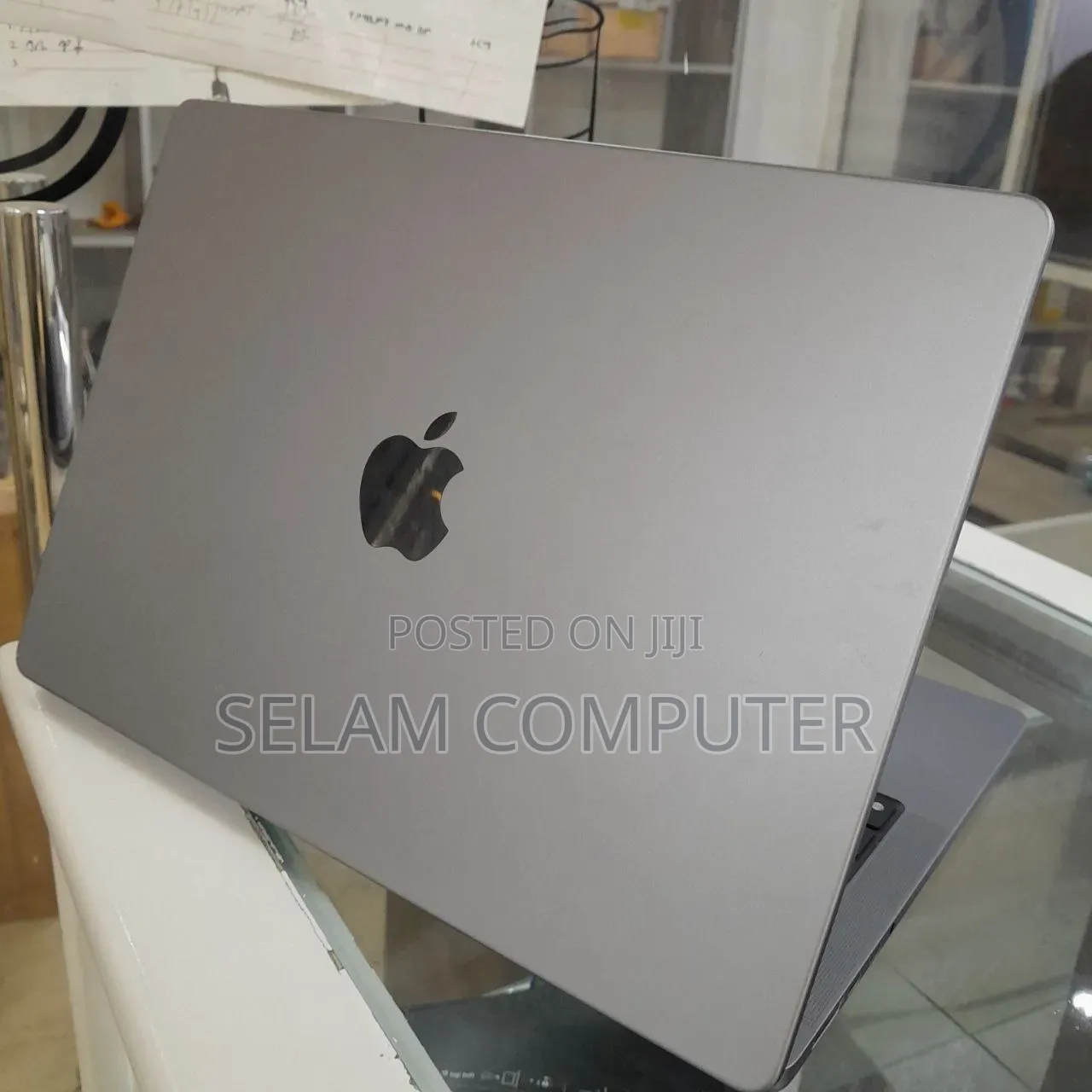 New Laptop Apple MacBook Pro M1 16GB Apple M1 SSD 512GB