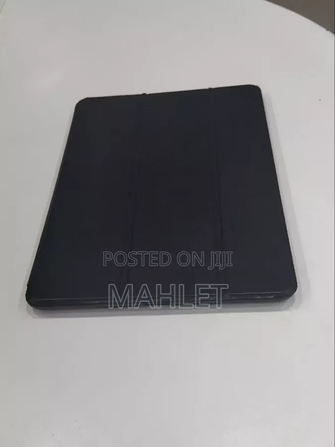 New Apple iPad 10.2 (2020) Wi-Fi 64 GB Black