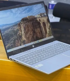 New Laptop HP Stream Notebook 16GB Intel Core i7 SSD 512GB