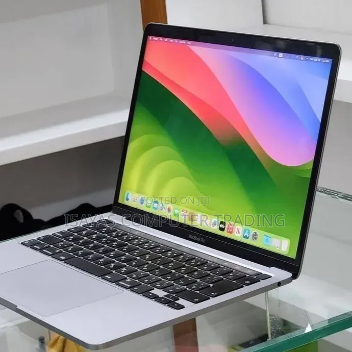 New Laptop Apple MacBook Pro M1 8GB Intel Core i5 SSD 512GB
