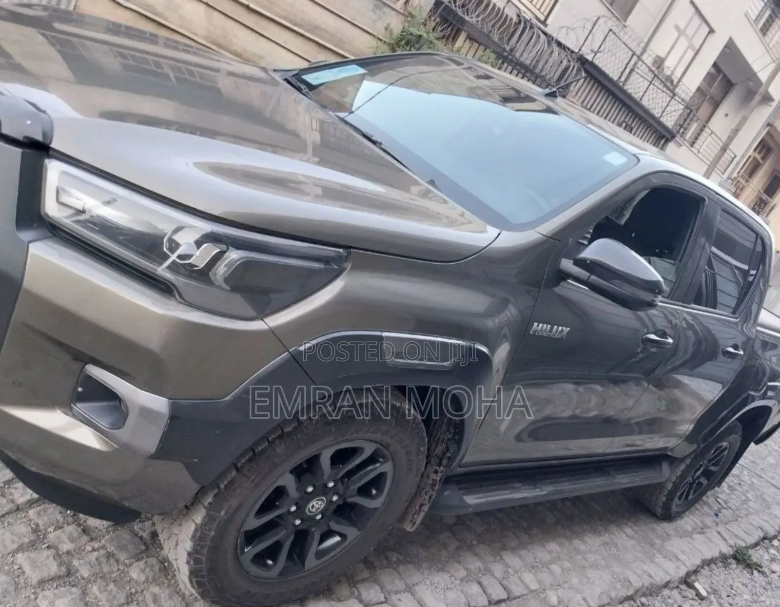 Toyota Hilux 2021 Gray