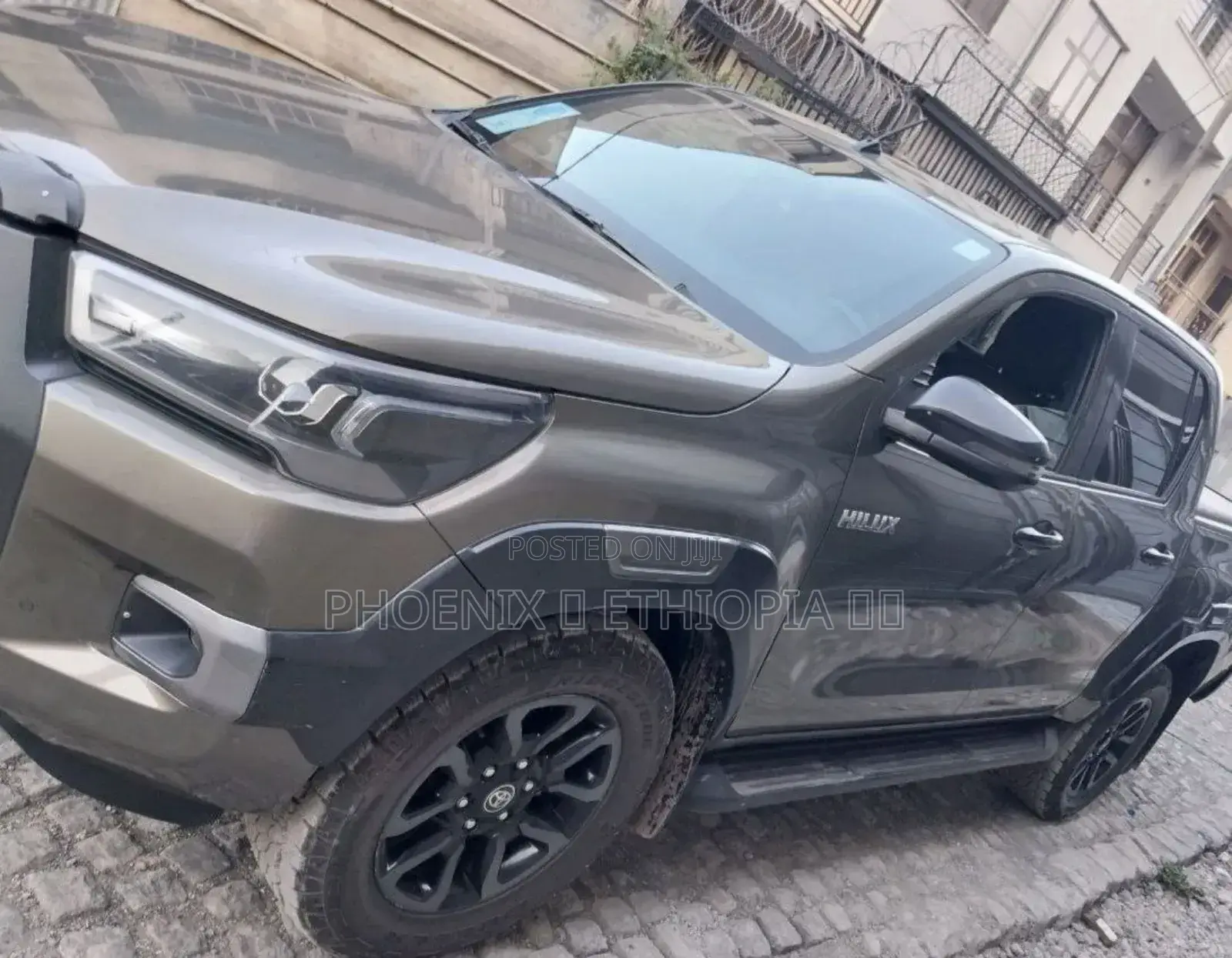 Toyota Hilux 2021 Gray