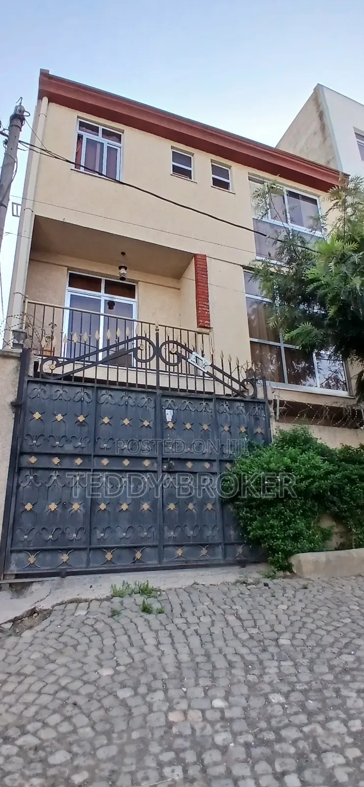 4bdrm House in Haile Garment, Nifas Silk-Lafto for sale