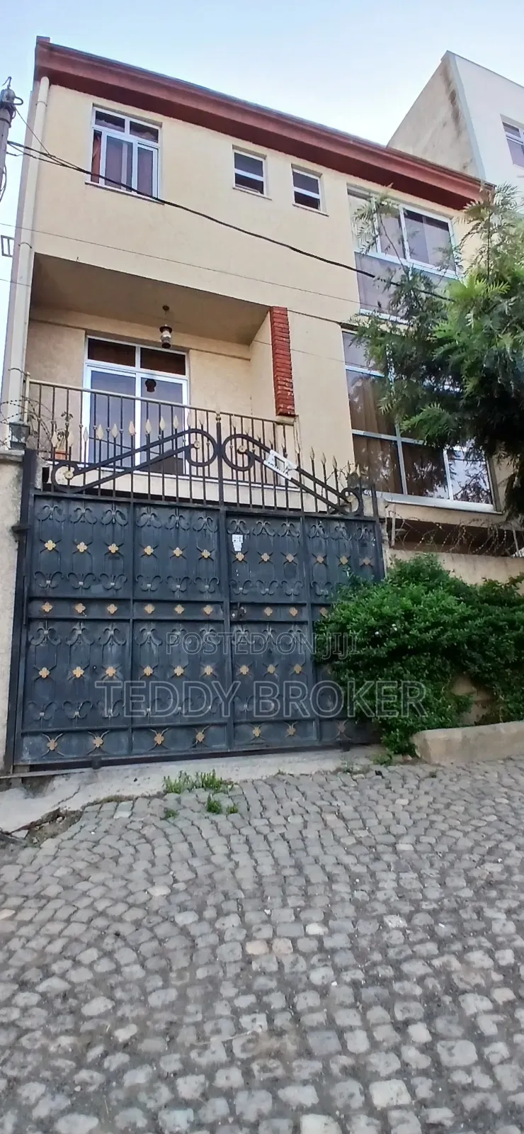 4bdrm House in Haile Garment, Nifas Silk-Lafto for sale