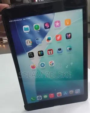 New Apple iPad 10.2 (2020) 64 GB Gray