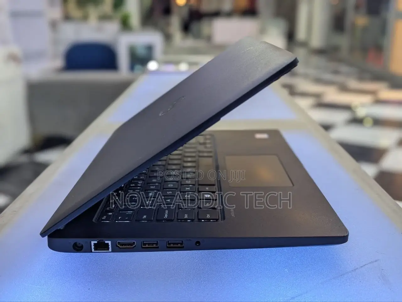 New Laptop Dell Latitude 15 5580 8GB Intel SSD 256GB
