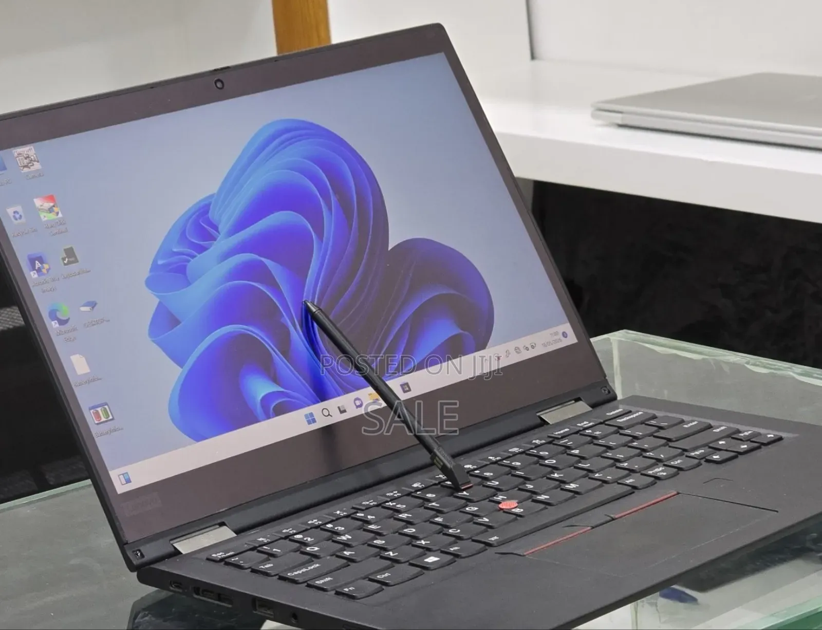 New Laptop Lenovo ThinkPad Yoga 16GB Intel Core i5 SSD 512GB