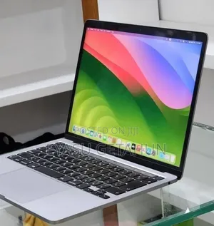 New Laptop Apple MacBook Pro 2020 8GB Intel Core i5 SSD 512GB