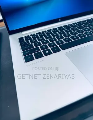 New Laptop HP EliteBook 840 G10 16GB Intel Core i7 SSD 512GB