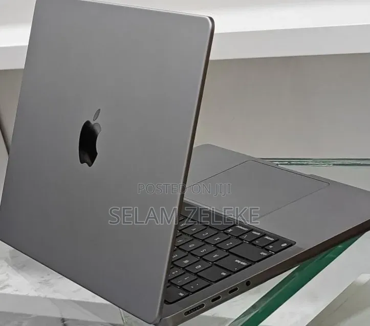 New Laptop Apple MacBook Pro 2023 M3 14-inch 8GB Apple M3 Pro SSD 512GB