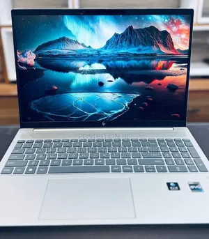 New Laptop HP Pavilion 10 16GB Intel Core i7 SSD 1T
