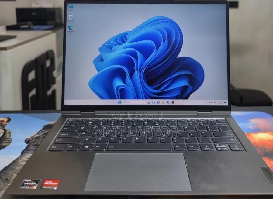 New Laptop Lenovo 16GB AMD Ryzen 7 SSD 512GB