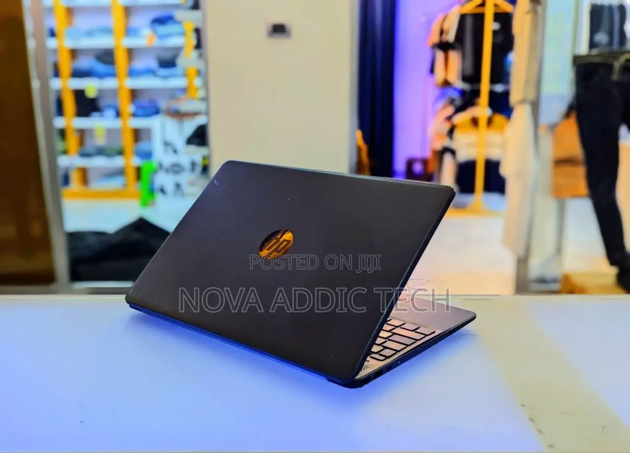 New Laptop HP Stream Notebook 8GB Intel Core i5 SSD 256GB