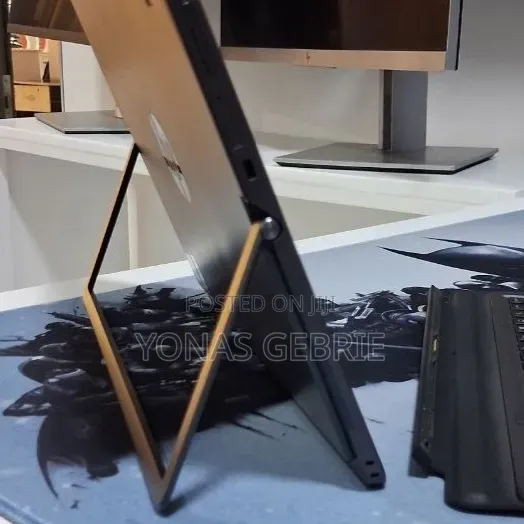New Laptop HP 8GB Intel Core i5 SSD 256GB