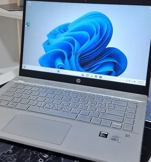 New Laptop HP Pavilion 14 8GB Intel Core i5 SSD 512GB