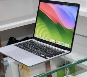 New Laptop Apple MacBook Pro 2020 8GB Intel Core i5 SSD 512GB
