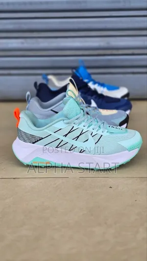 Nike Trailhigh Masterquality Smooth Sneakers for Man's Made in Vietnam