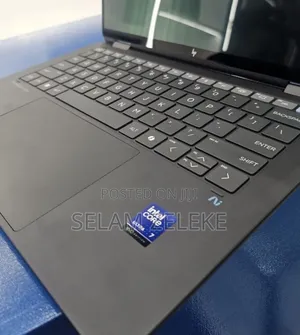 New Laptop HP OmniBook Ultra Flip 14" 16GB Intel Core Ultra 7 SSD 1T