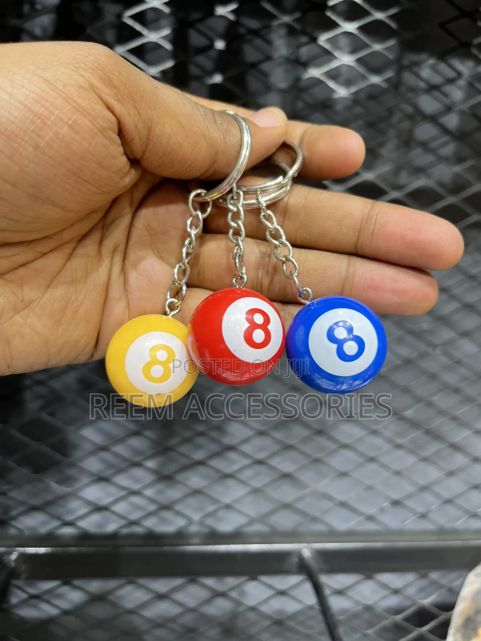 Key Chain 8 Ball
