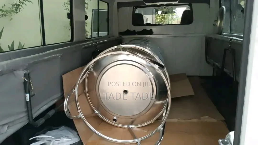 ተሾመ ጥራት ያላቸው የstianless Steel Water Tanker ስራ