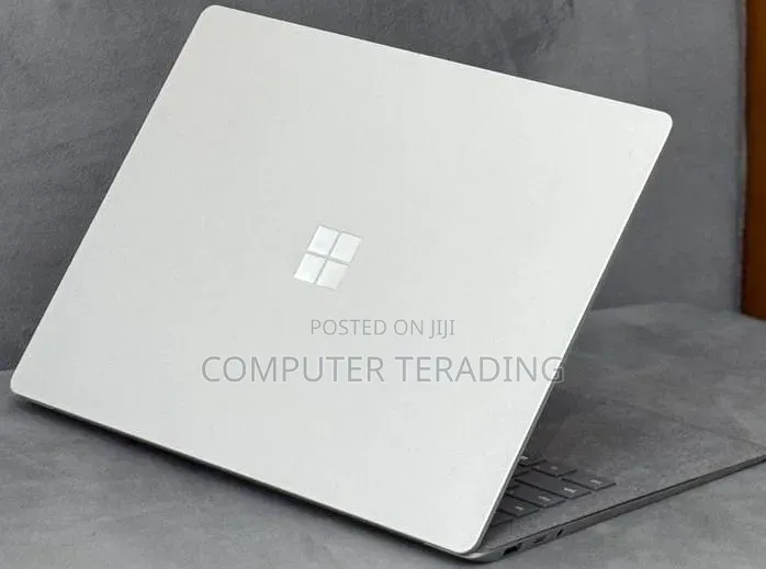 New Laptop Microsoft Surface Laptop 3 16GB Intel Core i7 SSD 512GB