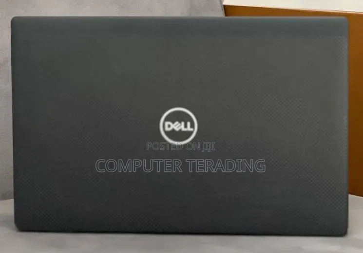 New Laptop Dell 16GB Intel Core i5 SSD 256GB