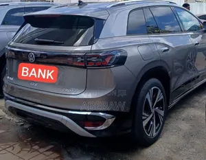 Volkswagen ID.6 2024 Gray