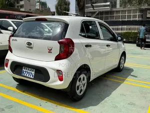 Kia Picanto 2022 White