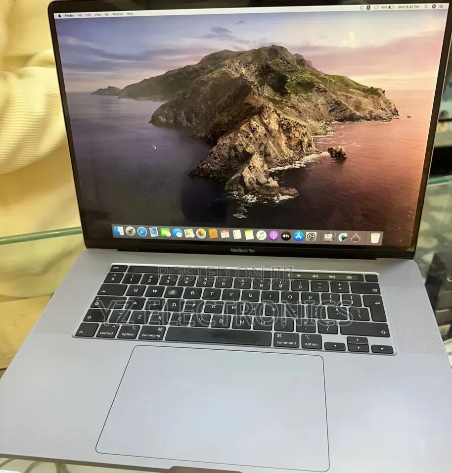 New Laptop Apple MacBook Pro 2019 32GB Intel Core i9 SSD 2T