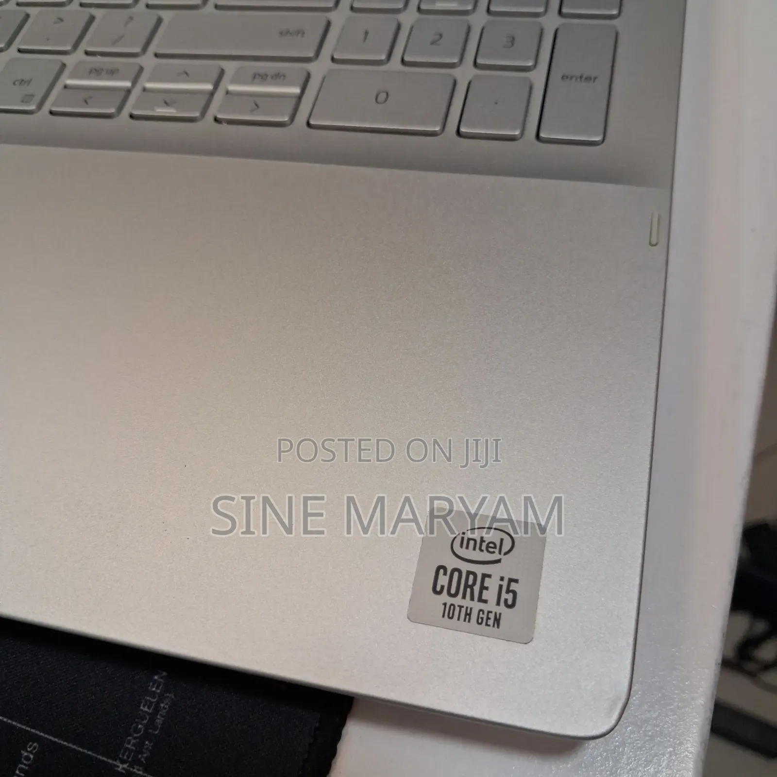 New Laptop Dell Inspiron 15 8GB Intel Core i5 SSD 256GB